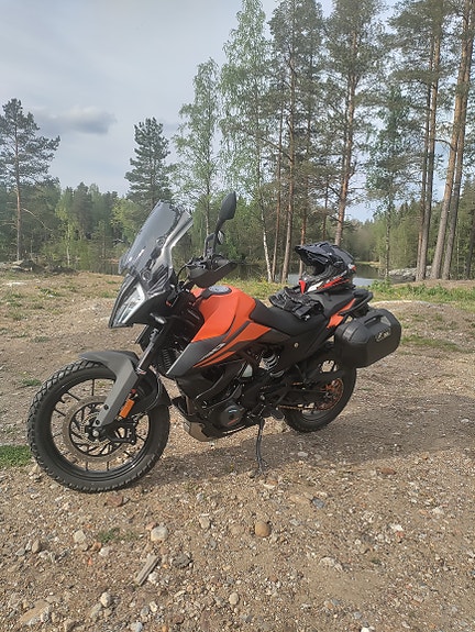 KTM 390 Adventure Givi tuulilasi 7710D