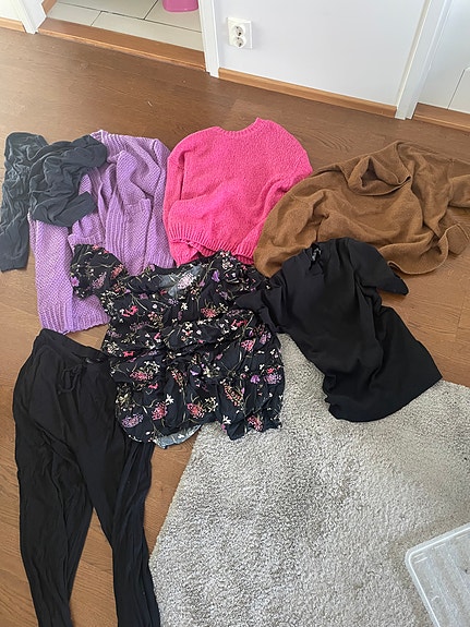 Naisten vaatteita L-XL