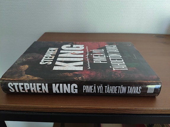 Stephen King x9 kirjaa