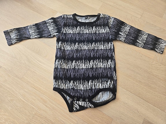 Lasten pitkähihainen body