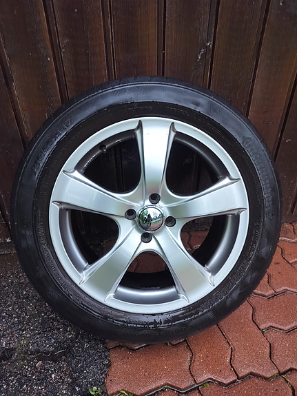 Hyvät kesärenkaat vanteilla 215/55/17 4x100