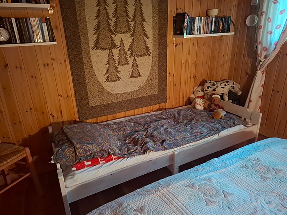 Jatkettava lastensänky