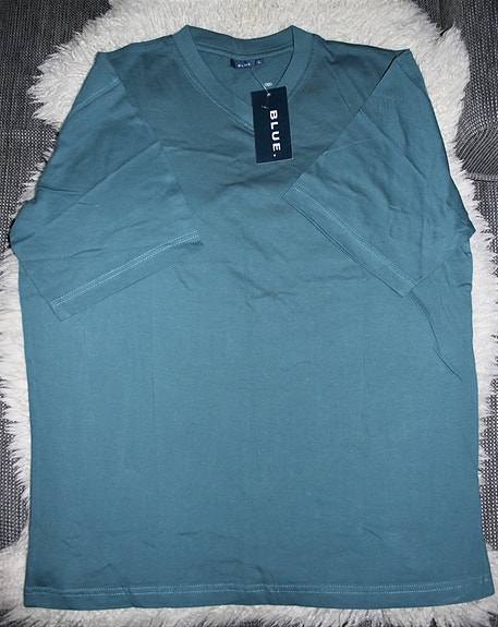 Blue t-paita