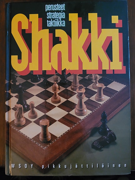 Pikkujättiläinen: Shakki - perusteet, strategia, taktiikka