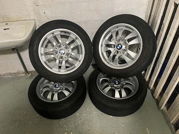 BMW renkaat vanteilla