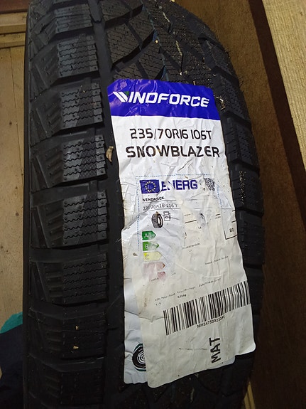 Inforce Snowblazer talvirengas 235/70R16