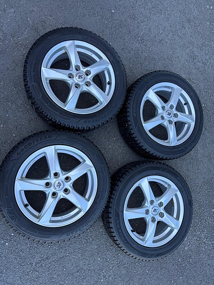 Toyota alumiinivanteet ja hyvät nastarenkaat