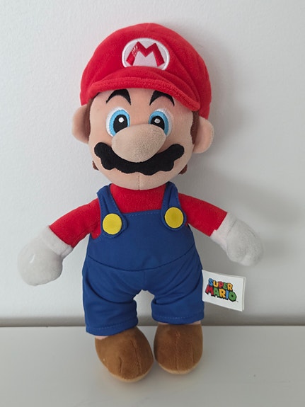 Super Mario pehmolelu 32 cm