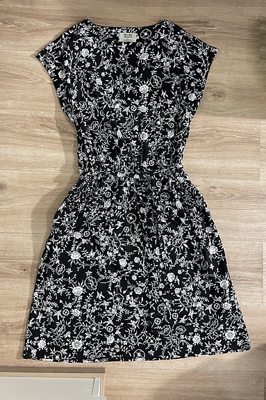 Ivana Helsinki Nordic Tricot mustavalkoinen mukava mekko, L(44/46)