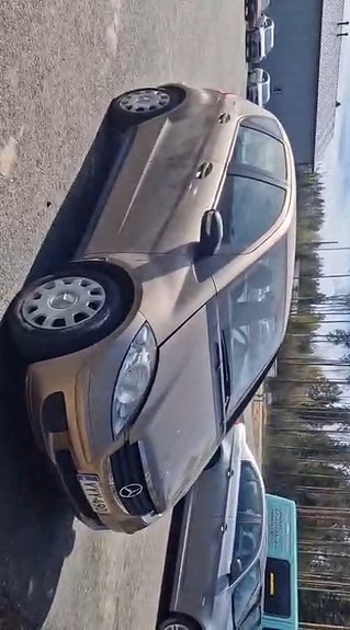 Mercedes benz a Bensiini