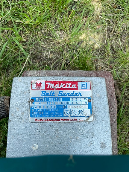 Makita 9924DB nauhahiomakone pölypussilla