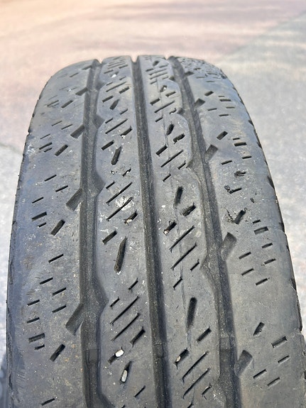 195/65/16C hyvin 2 kpl
