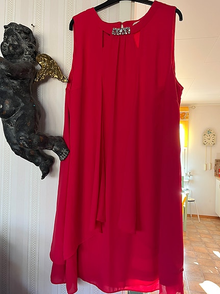 Juhlamekko pinkki 💖 50/52, uus