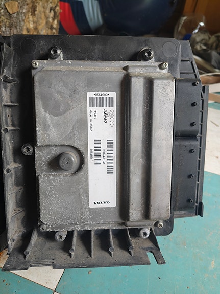 Volvo V50 2006 2,4 moottorin ohjainlaite