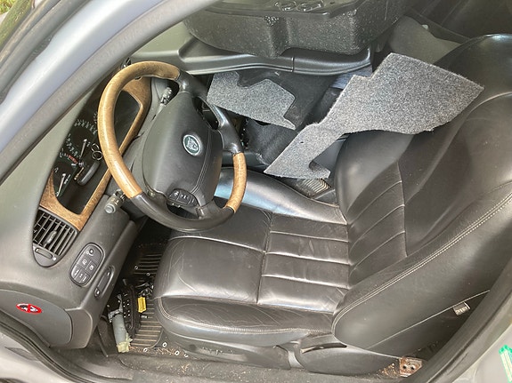 Jaguar etupenkit