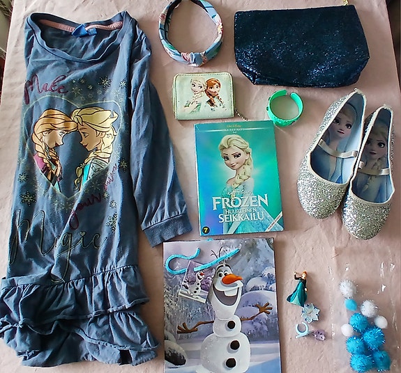 Frozen setti koko 116 (Frozen elokuva mukana)