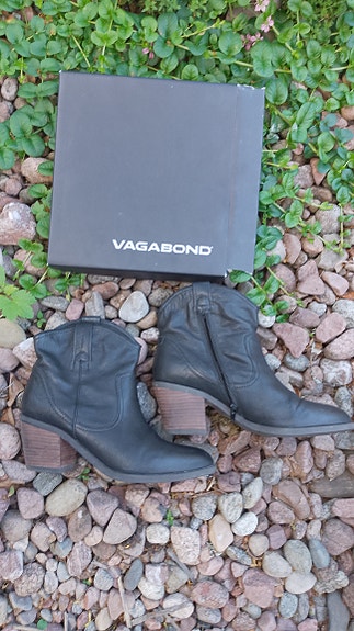 Vagabond nahkanilkkurit koko 41 musta