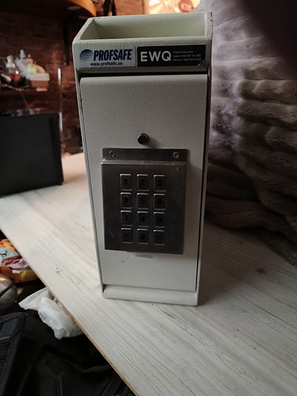 Product image 2 of 6