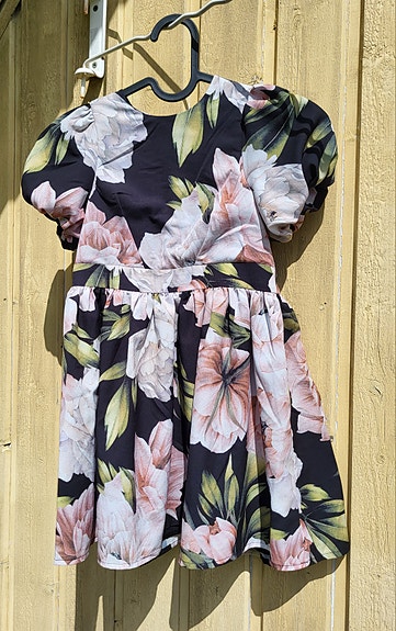 Tytön mekko 116 cm