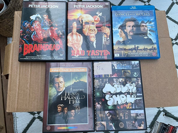 DVD/Blu-ray elokuvia