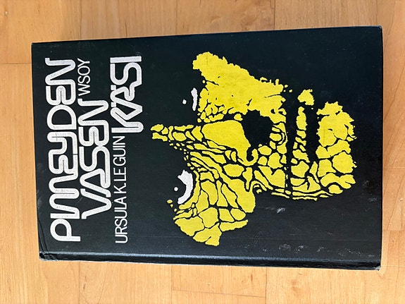 Ursula K. Le Guin: Pimeyden vasen käsi (1976)