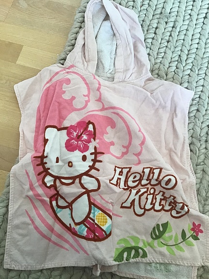 Hello kitty huppupyyhe