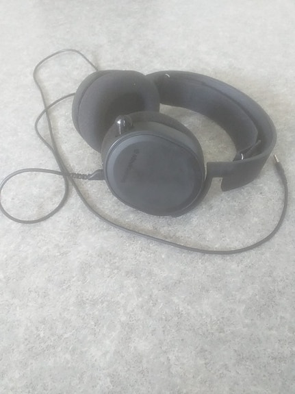 Steelseries kuulokkeet + mikrofoni