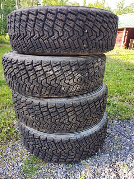 Pirelli scorpion sorapyörät