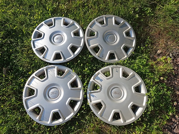 Ford 15" pölykapselit