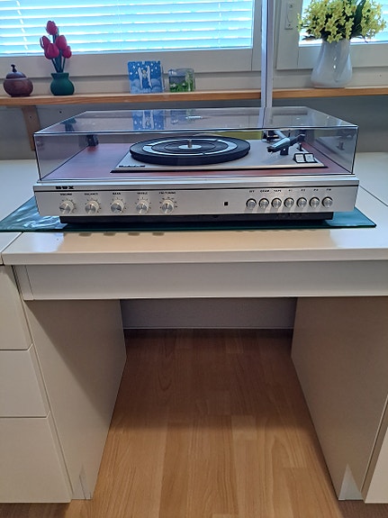 Dux 4611 radio/levysoitin