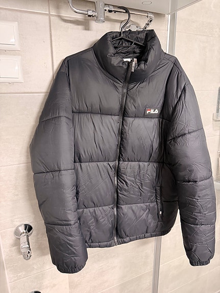 Fila talvitakki XXL musta
