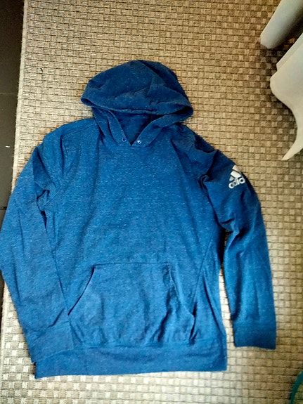 Adidas ohut huppari koko M, miesten