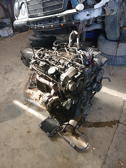 om611 200cdi osina tai kokonaasena