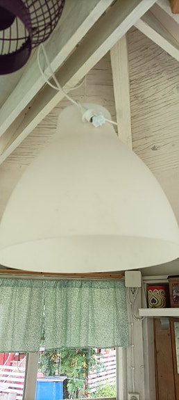 Ikea valaisin .