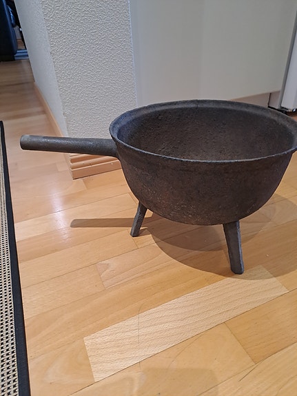 Rautapata kolmijalkainen