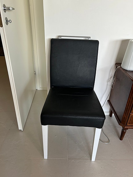 3 kpl keittiön tuoleja