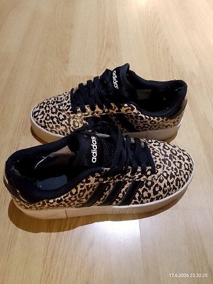 Adidas kengät koko 38