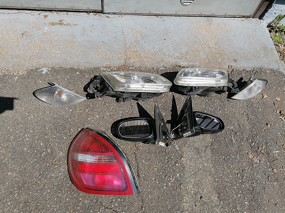 Nissan almera ajovalot, takavalo ja peilit