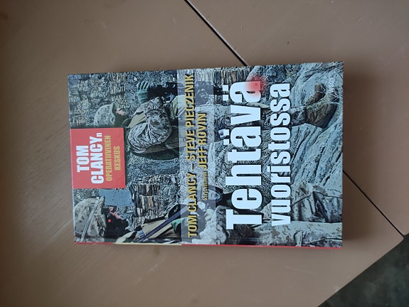 Tom Clancy kirja