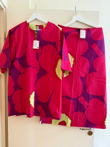 Marimekko setti, Riite Unikko tunika ja Olemus Unikko hame