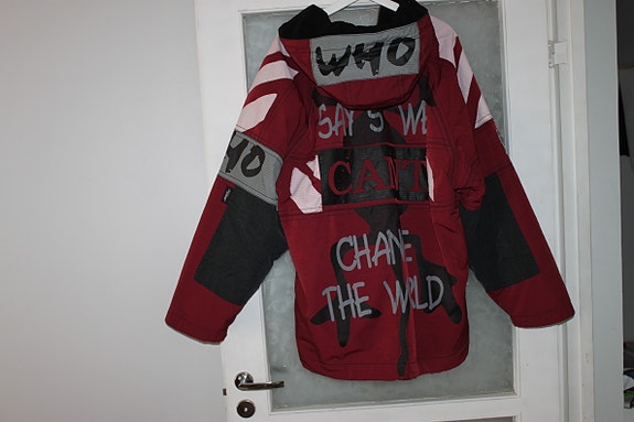 Product image 2 of 7