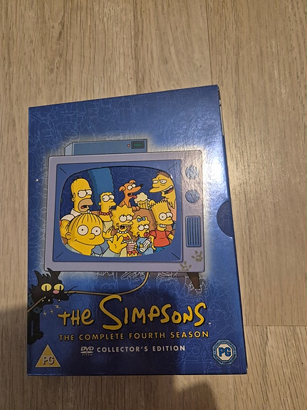 Simpsonit 4. tuotantokausi DVD-boksi