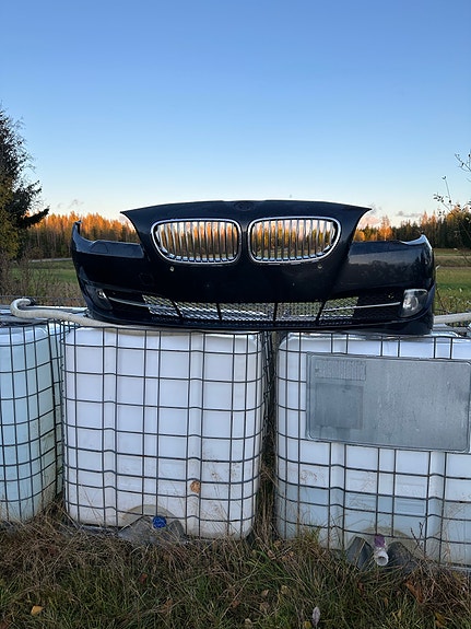 BMW f11 etupuskuri