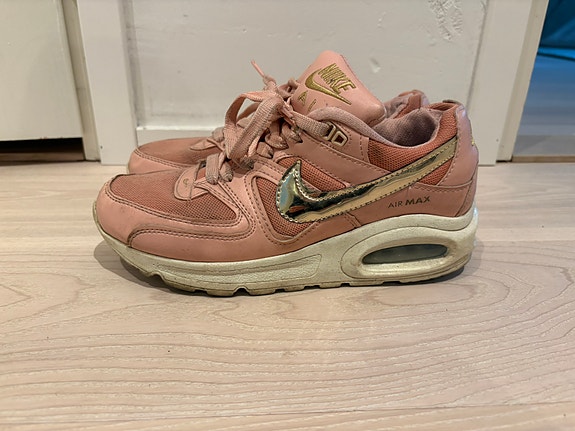 Nike Air Max lenkkarit 38