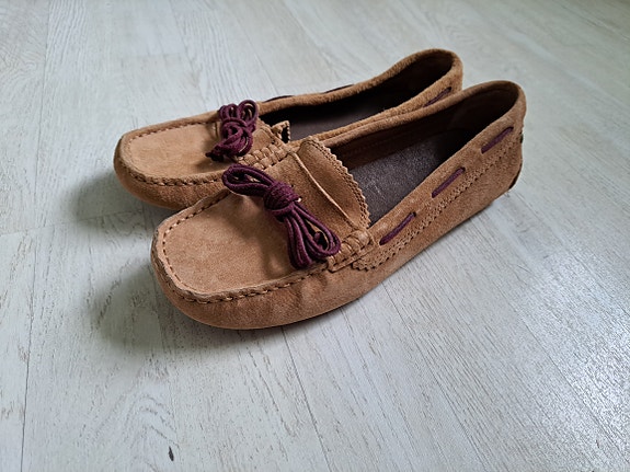 UGG mokkaloaferit koko 38 ruskea