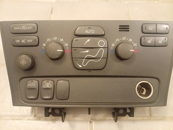 Volvo V70 / S60 ilmastoinnin ohjauspaneeli