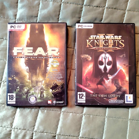 PC-pelit F.E.A.R. ja Star Wars Knights of the Old Republic II