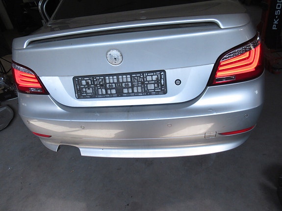 BMW E60 Oem M performance spoileri