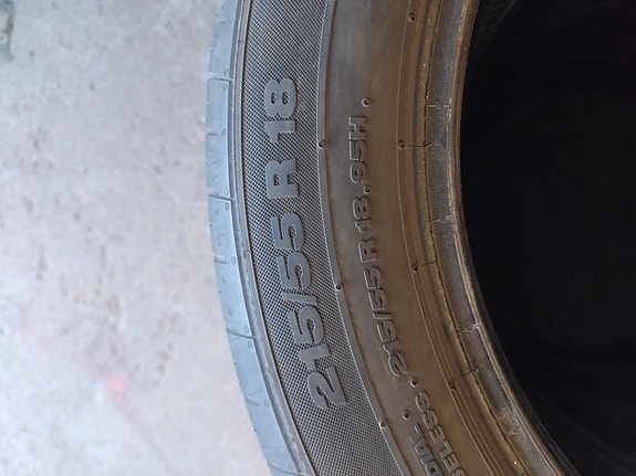 215/55 r18