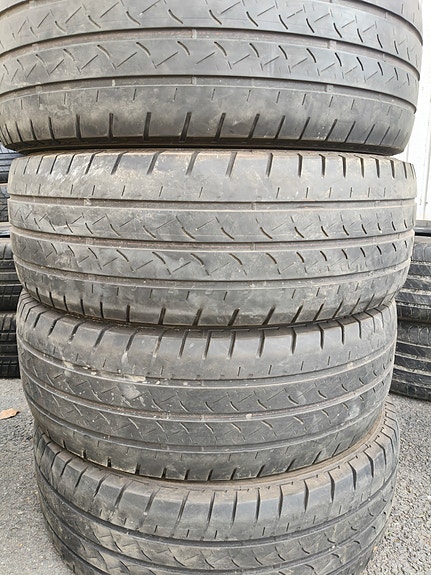 kesärenkaat 235/65r16c